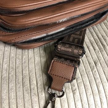 Crossbody-Bag-Braun