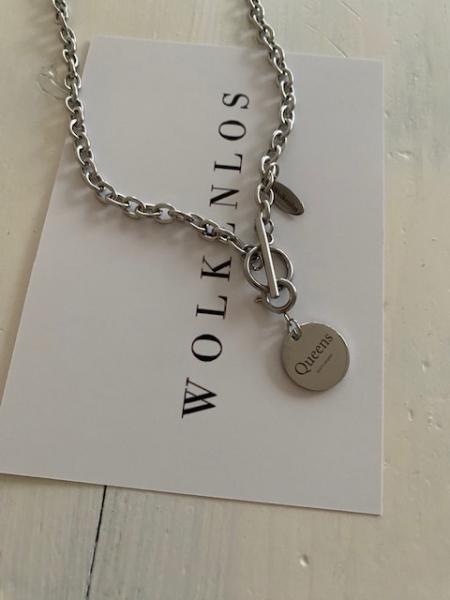 Kette "Queens dont compete"