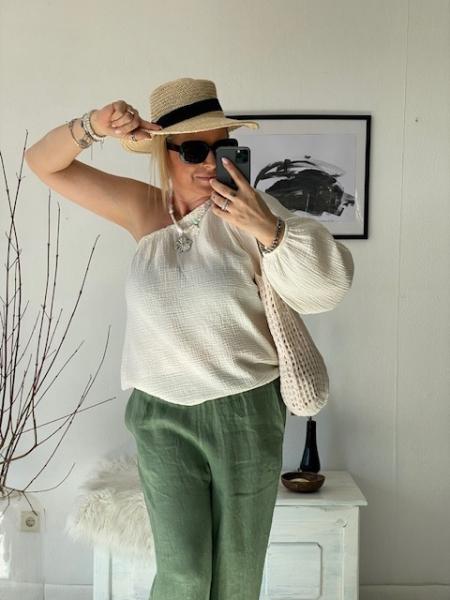 Musselin Top "One Shoulder" Creme