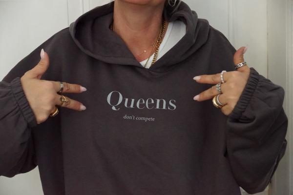 Kette "Queens dont compete"